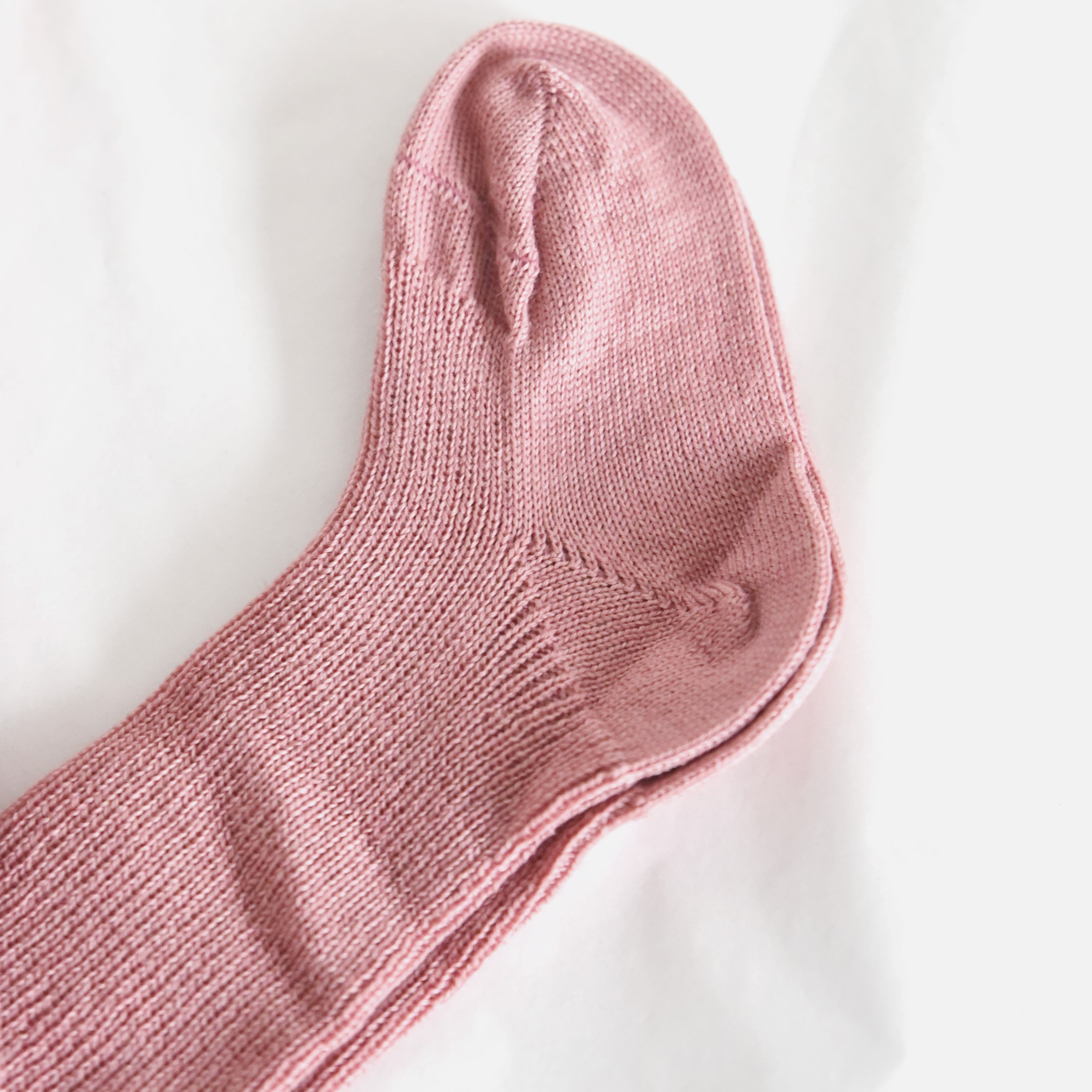 Collants bébé en laine mérinos bio rose Grödo