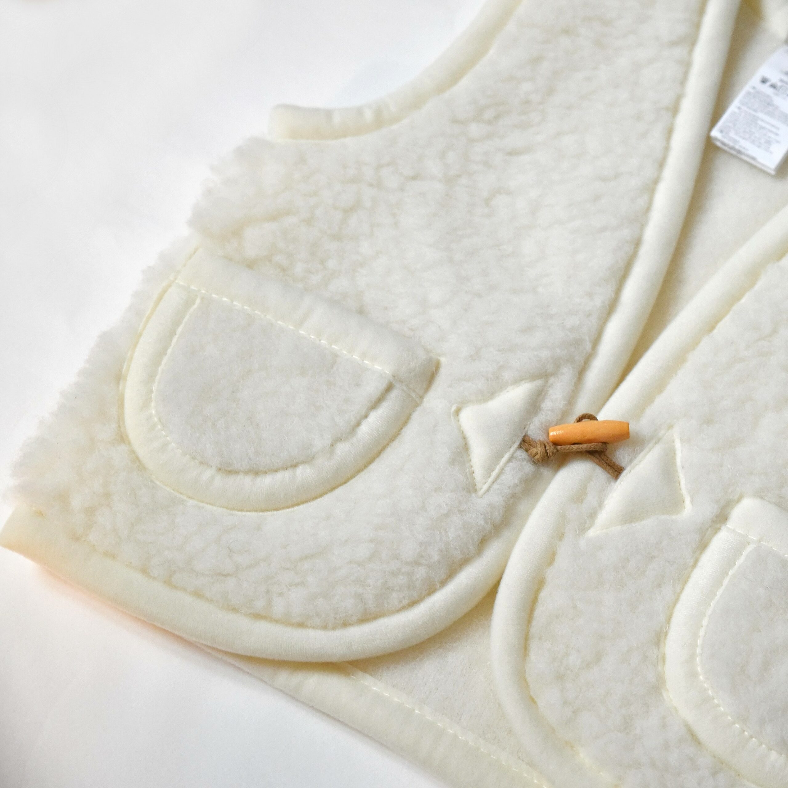 Gilet de berger en pure laine pour enfant- écru<br/> <FONT face="Tunga" size=4>Alwero</font> – Image 5